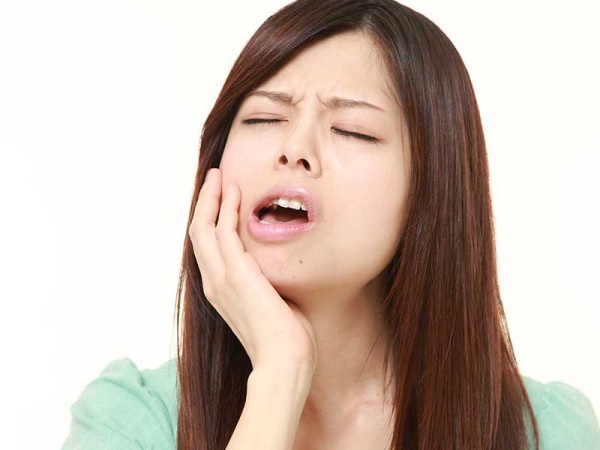 If left untreated, facial asymmetry can lead to temporomandibular joint disorder, affecting health and daily activities.