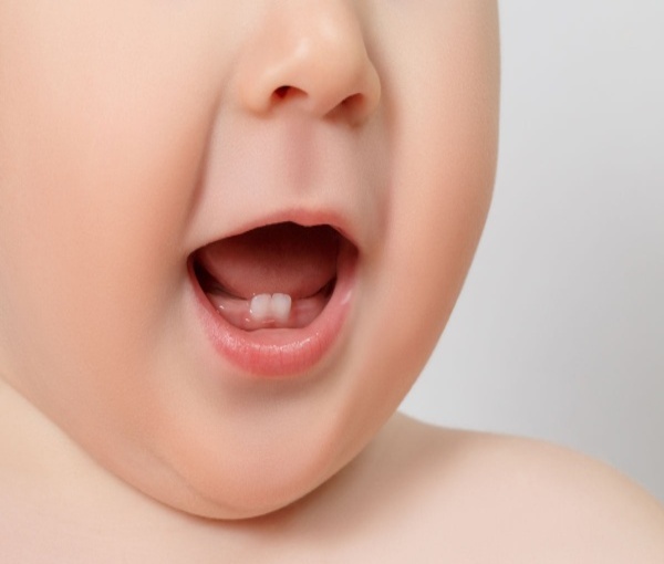 What causes a child to teeth out of order