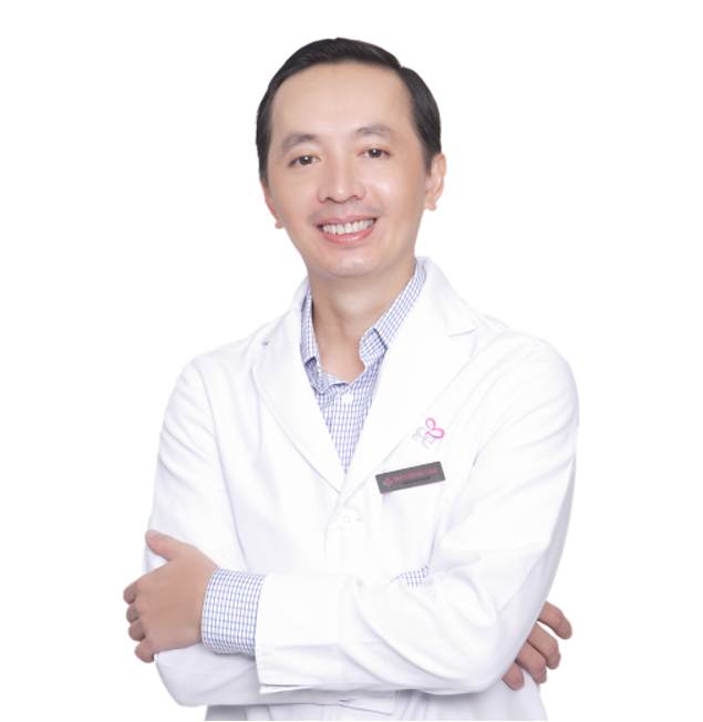 Bác sĩ Trần Hùng Lâm với hơn 15 năm kinh nghiệm cấy ghép implant