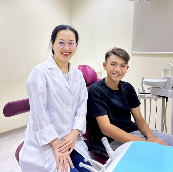 Bác sĩ và bệnh nhân Quang Thông
