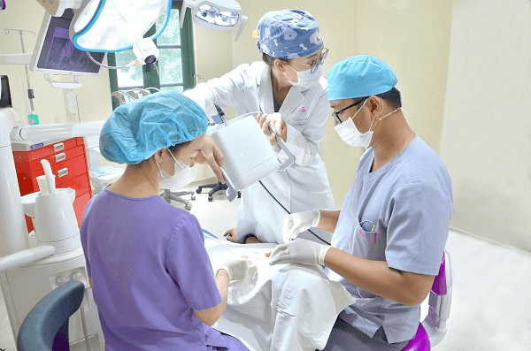 Hệ thống PIC trồng implant