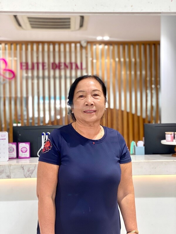 Cô Nguyễn Thị Vân tại Elite Dental