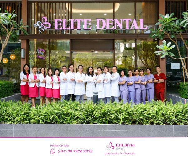 Đội ngũ bác sĩ chuyên môn tay nghề cao tại Elite Dental.